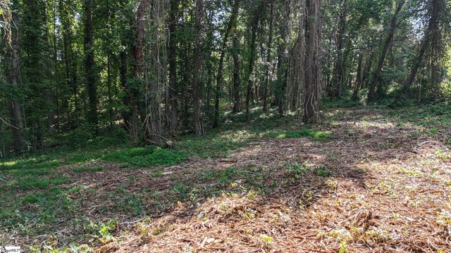 06 Guest Circle, Anderson, SC 29621