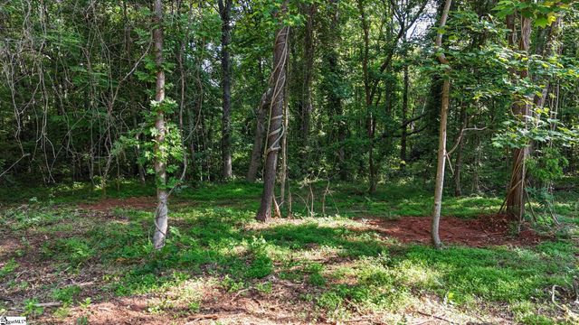 06 Guest Circle, Anderson, SC 29621