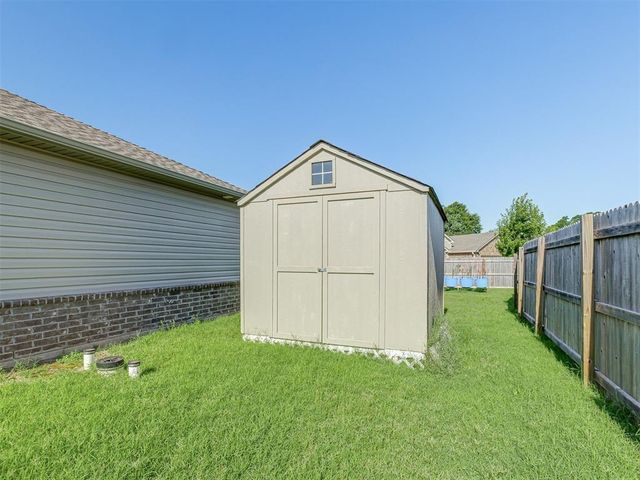 1518 Gypsum Place, Noble, OK 73068