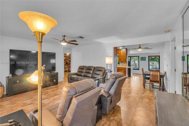 7750 Panama St, Miramar, FL 33023