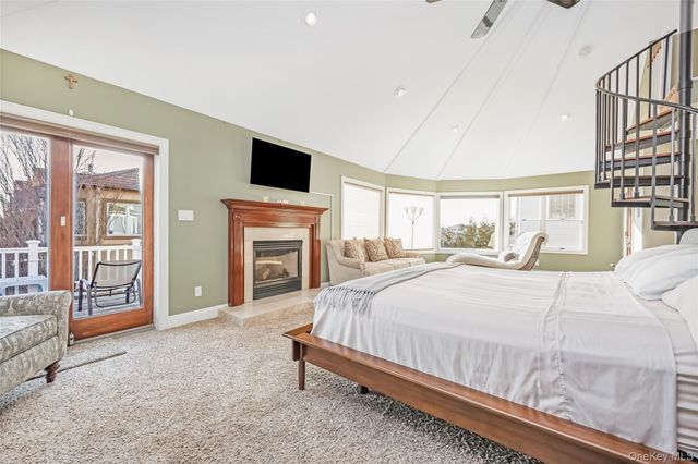 120 Neptune Place, Massapequa, NY 11758