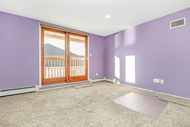 120 Neptune Place, Massapequa, NY 11758