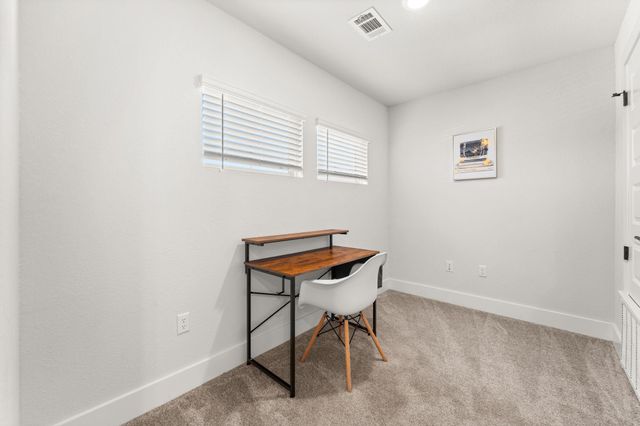 8512 McKamy DR, Austin, TX 78744