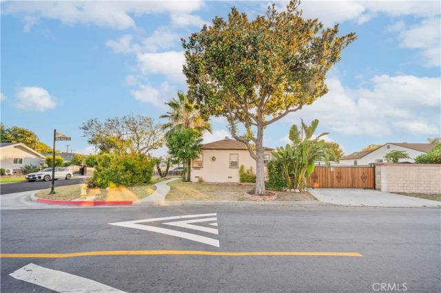 10649 Civic, El Monte, CA 91731