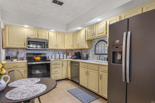 4606 S Bellamy Boulevard, Marion, IN 46952