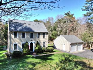 100 Bournedale Road, Bourne, MA 02532