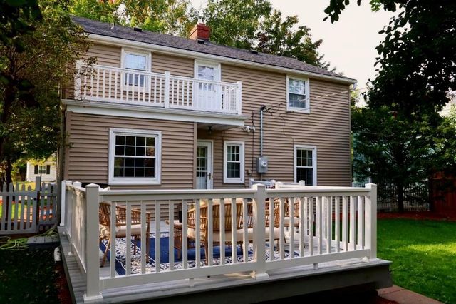 1857 Ford Parkway, Saint Paul, MN 55116