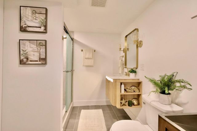 1857 Ford Parkway, Saint Paul, MN 55116