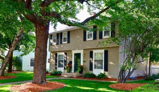 1857 Ford Parkway, Saint Paul, MN 55116