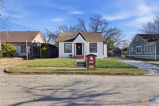 1007 N 30th Street, Waco, TX 76707