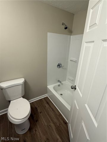 3865 W 40th Street, Cleveland, OH 44109