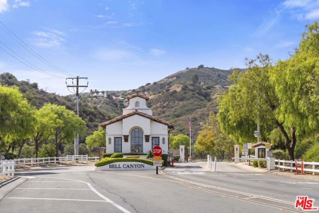 11 Bridle Lane, Bell Canyon, CA 91307
