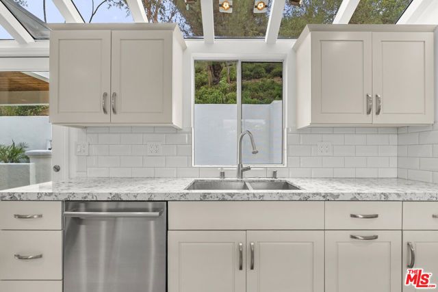 11 Bridle Lane, Bell Canyon, CA 91307