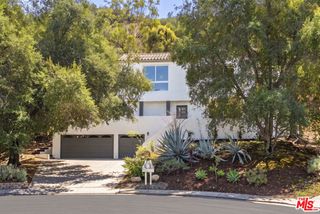 11 Bridle Lane, Bell Canyon, CA 91307