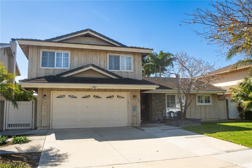 5302 Glenroy Drive, Huntington Beach, CA 92649