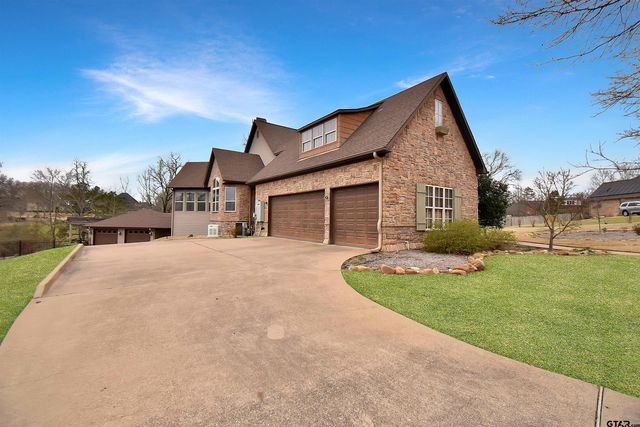1860 Holcomb Cir, Tyler, TX 75703