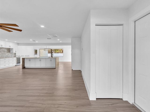 1501 NW 109th Ter, Pembroke Pines, FL 33026