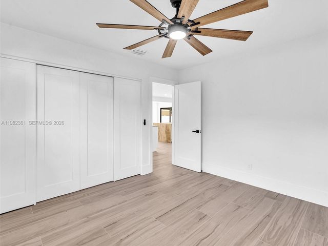 1501 NW 109th Ter, Pembroke Pines, FL 33026