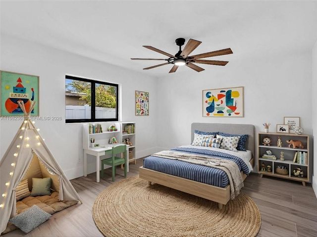 1501 NW 109th Ter, Pembroke Pines, FL 33026