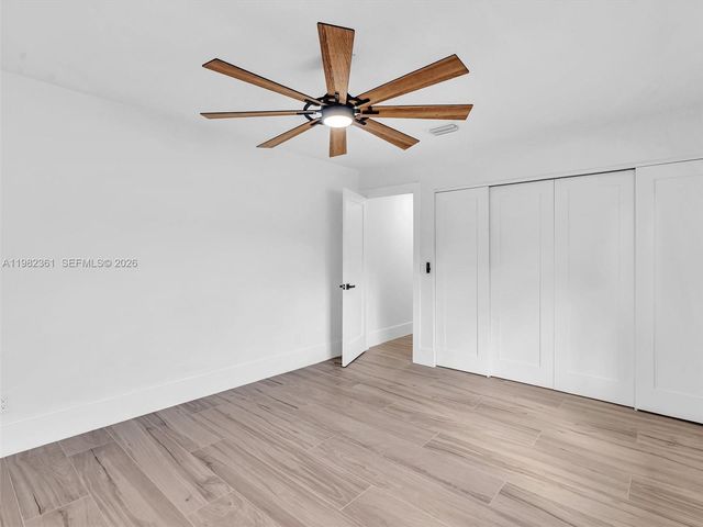 1501 NW 109th Ter, Pembroke Pines, FL 33026