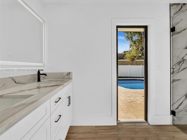 1501 NW 109th Ter, Pembroke Pines, FL 33026