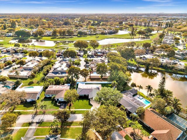 1501 NW 109th Ter, Pembroke Pines, FL 33026