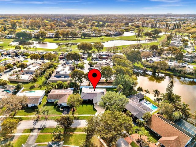 1501 NW 109th Ter, Pembroke Pines, FL 33026