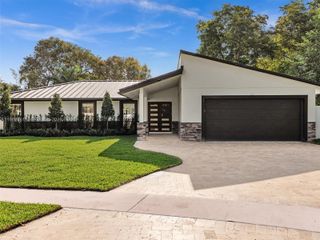 1501 NW 109th Ter, Pembroke Pines, FL 33026