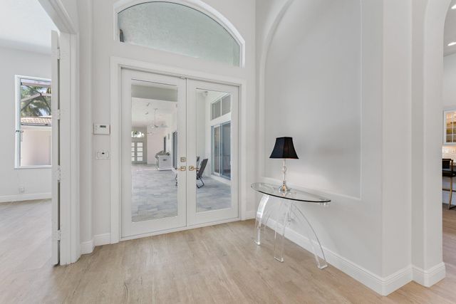 128 Abondance Drive, Palm Beach Gardens, FL 33410