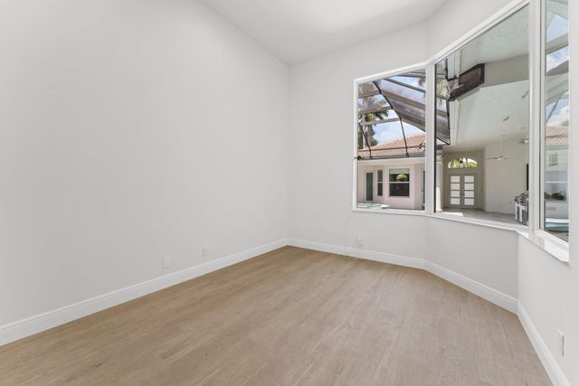 128 Abondance Drive, Palm Beach Gardens, FL 33410