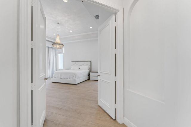 128 Abondance Drive, Palm Beach Gardens, FL 33410