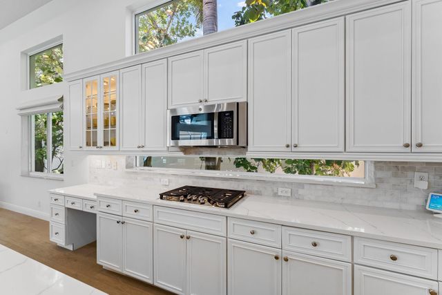 128 Abondance Drive, Palm Beach Gardens, FL 33410