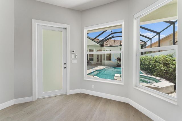 128 Abondance Drive, Palm Beach Gardens, FL 33410