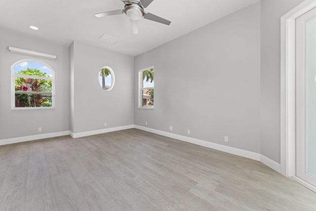 128 Abondance Drive, Palm Beach Gardens, FL 33410