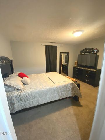 306 Chavasse Avenue, Henderson, NC 27536