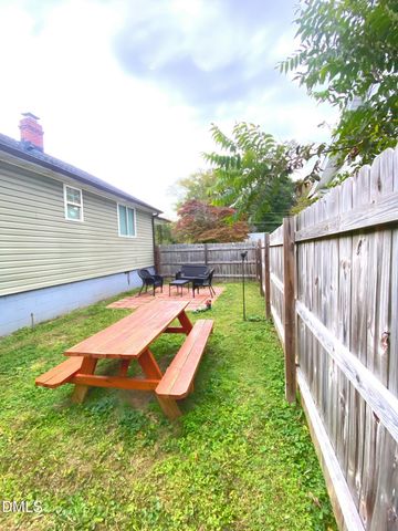 306 Chavasse Avenue, Henderson, NC 27536