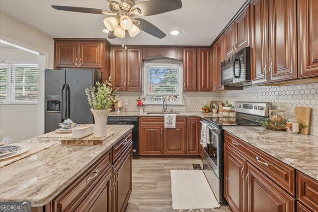 1 Oxford Place NW, Rome, GA 30165