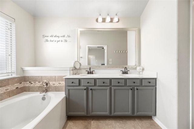 5227 Ivory Glass Drive, Katy, TX 77493