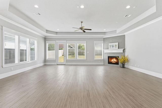 2208 Salt Grass Trail, Conroe, TX 77384