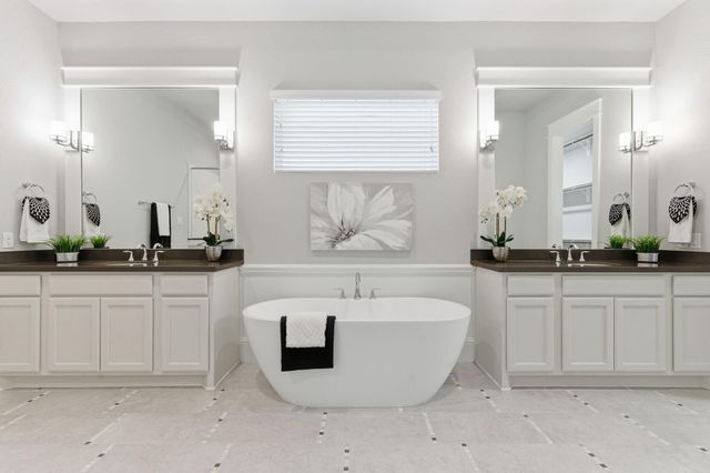 2208 Salt Grass Trail, Conroe, TX 77384