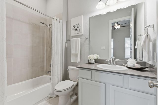 2208 Salt Grass Trail, Conroe, TX 77384