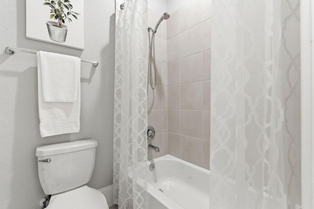 2208 Salt Grass Trail, Conroe, TX 77384