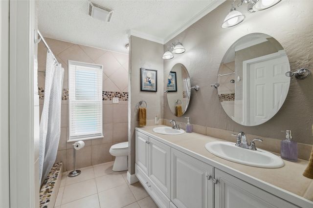 3824 Horizon Drive, Bedford, TX 76021