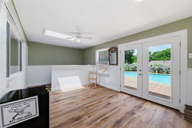 3824 Horizon Drive, Bedford, TX 76021