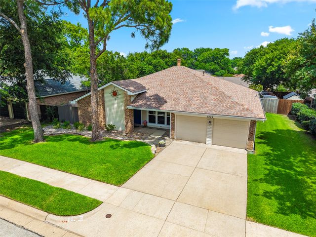3824 Horizon Drive, Bedford, TX 76021