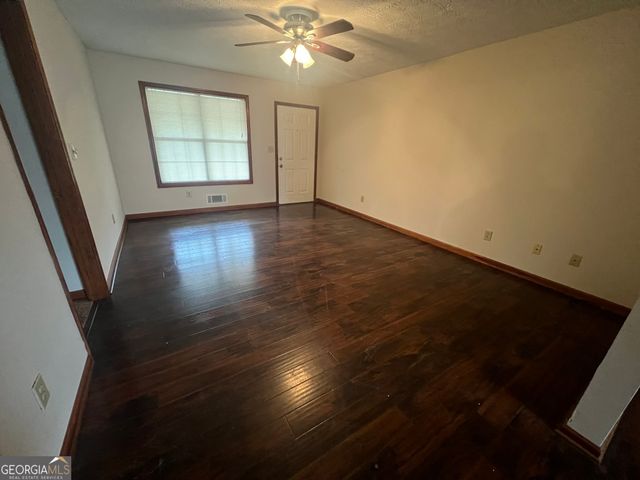 982 Locust Drive NE, Conyers, GA 30012