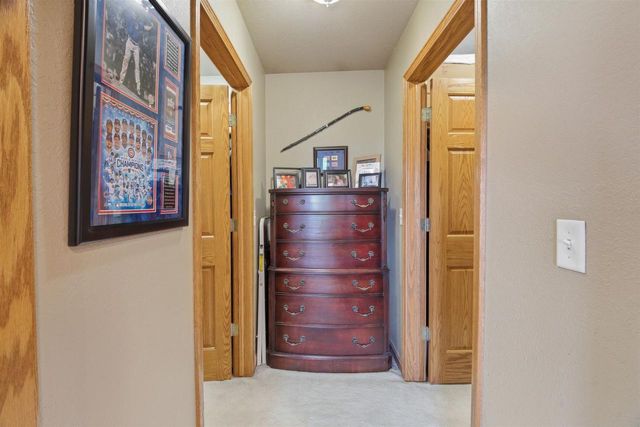 412 LEDGEWOOD DRIVE, Fond Du Lac, WI 54937