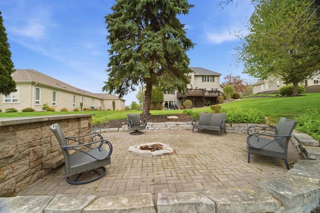 412 LEDGEWOOD DRIVE, Fond Du Lac, WI 54937