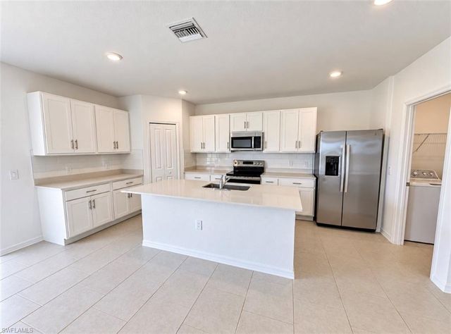 16042 Palos Verdes ST, Punta Gorda, FL 33982