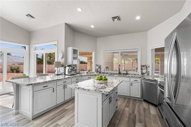 5925 North Campbell Road, Las Vegas, NV 89149